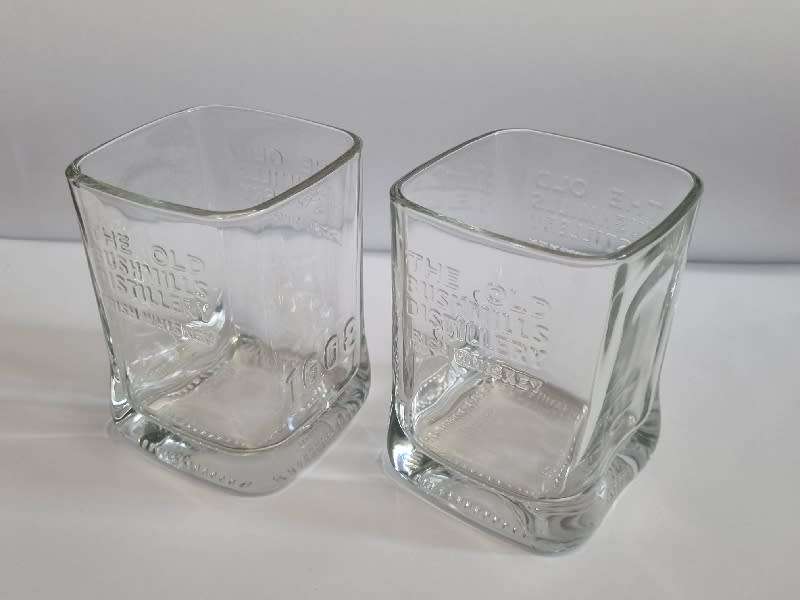 2 x The Old Bushmills Distillery Irish Whiskey Glasses