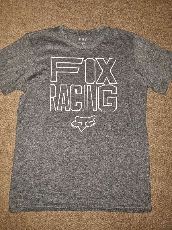 Fox T-shirt - Size M