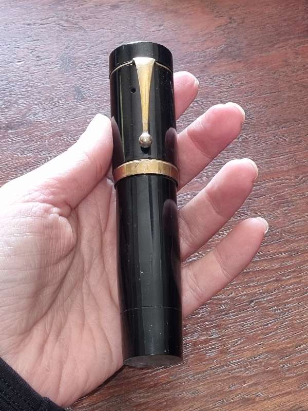 Rare Vintage Jumbo Oversized Fountain Pen with 14kt gold-plated nib