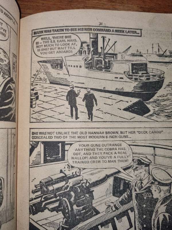 The Cobra Strikes - War Picture Library - Vintage