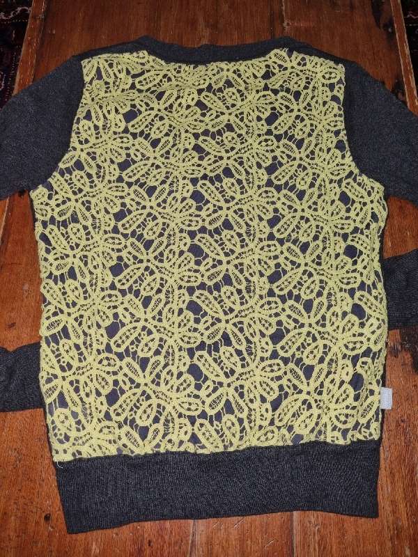 Grey Knitwear with beautiful Lime detail on the back - Size S - 100% Premium Cotton - Brand - Urban