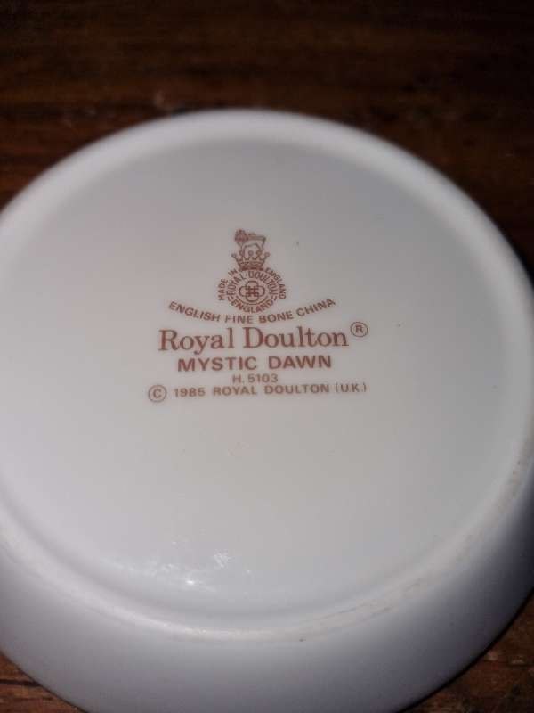 Royal Doulton Mystic Dawn Pin - Dish Diameter - 9cm