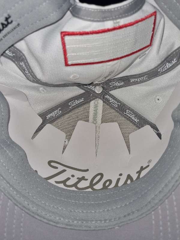 Titleist cap - Golf Cape - Brand new with tags