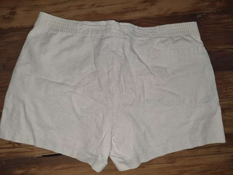 Hangten shorts with pockets - Size M - 87cm