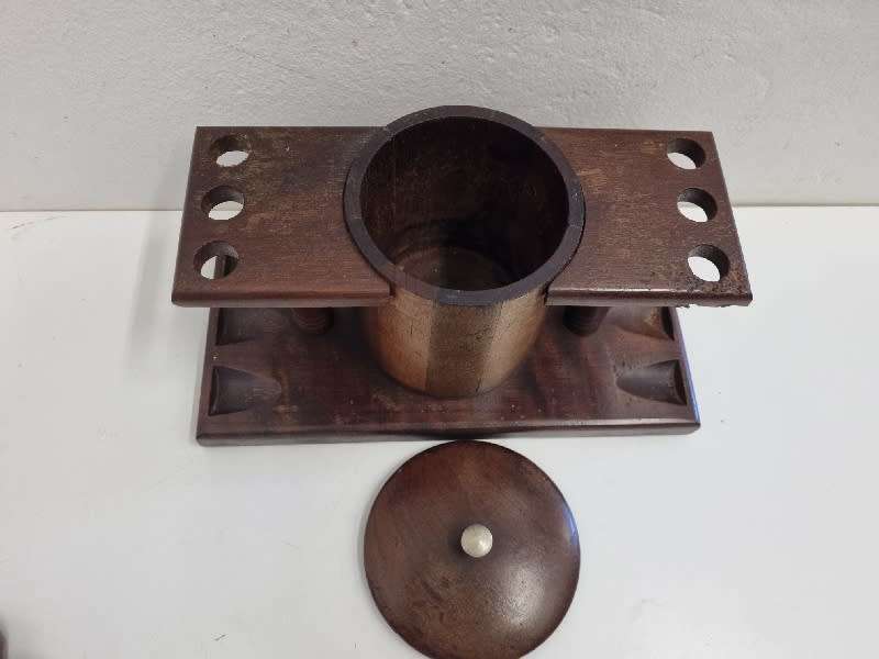 Wooden Pipe stand with container - Holds 6 pipes - Pipe holder / pipe rack