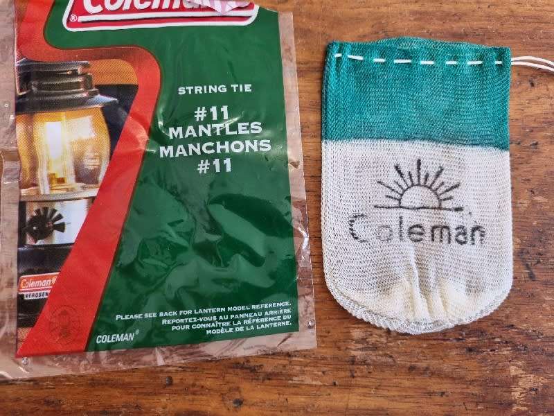 Coleman String Tie No 11 Mantles - 2 Pack