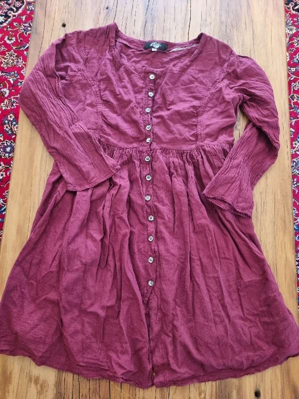 Maroon Dress with buttons - Size XS