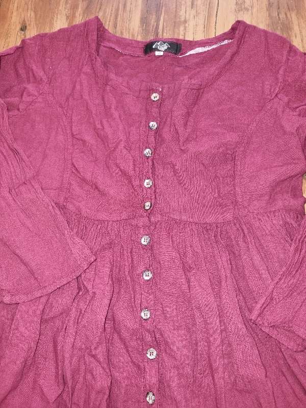 Maroon Dress with buttons - Size XS