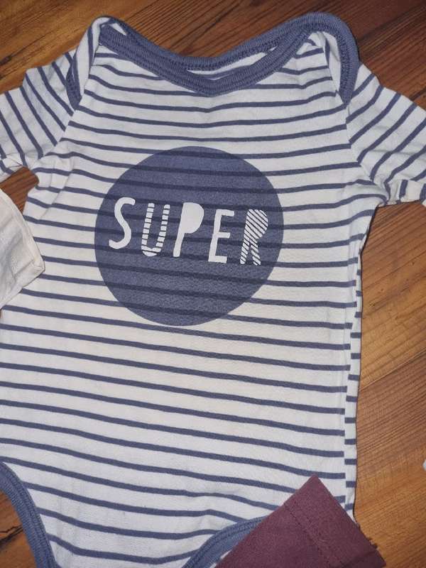 Bundle of Baby Clothes - 6 items - Mainly 12-18 months - Incl. Naartjie, Earthchild and Cotton on