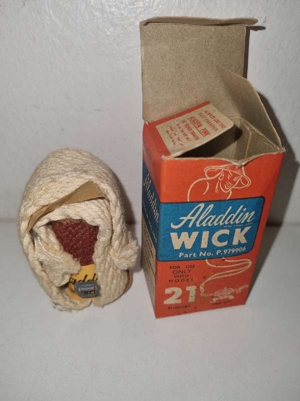 Vintage Aladdin Wick