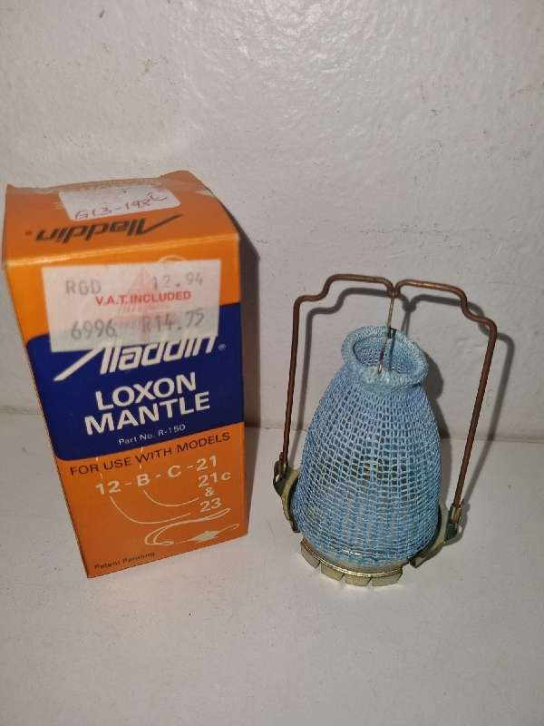 Vintage Aladdin Loxon Mantle