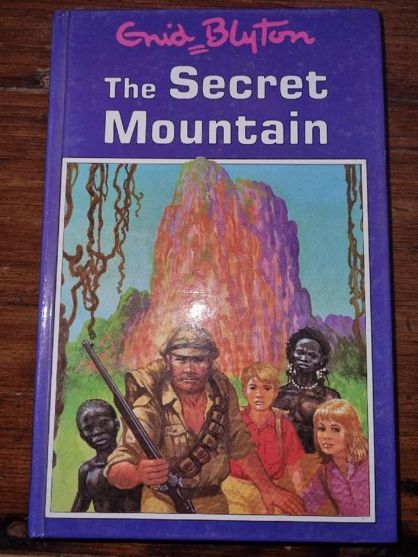 Enid Blyton - The Secret Mountain
