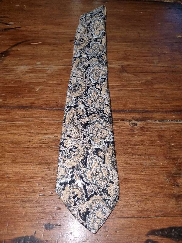 Beautiful Men`s Tie