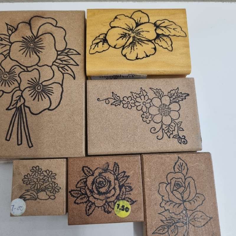 6 x Rubber stamps with flower detail