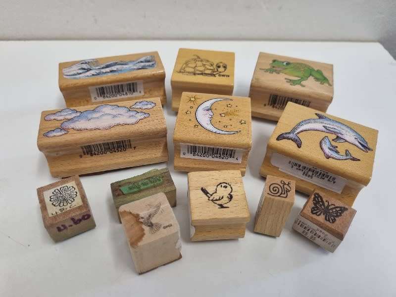 12 x Rubber stamps