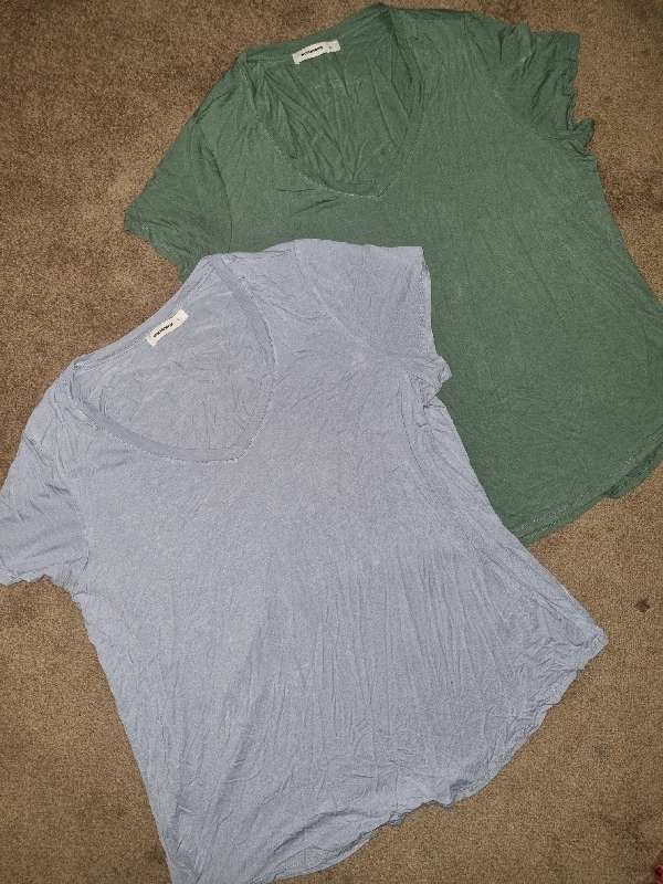 2 x Woolworths T-Shirts - Size L
