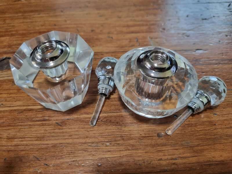 2 x Beautiful Crystal Perfume Bottles - Unused