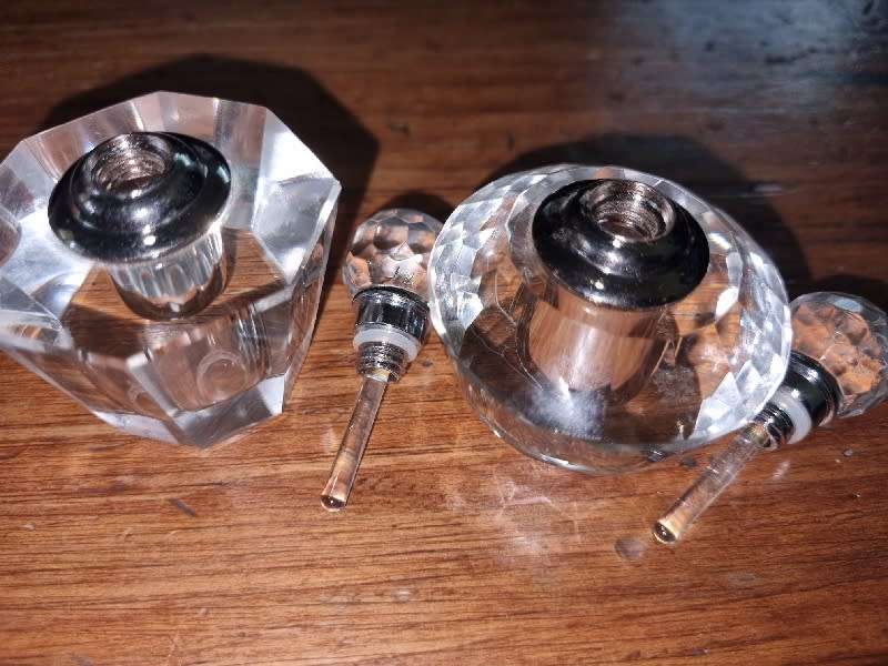 2 x Beautiful Crystal Perfume Bottles - Unused