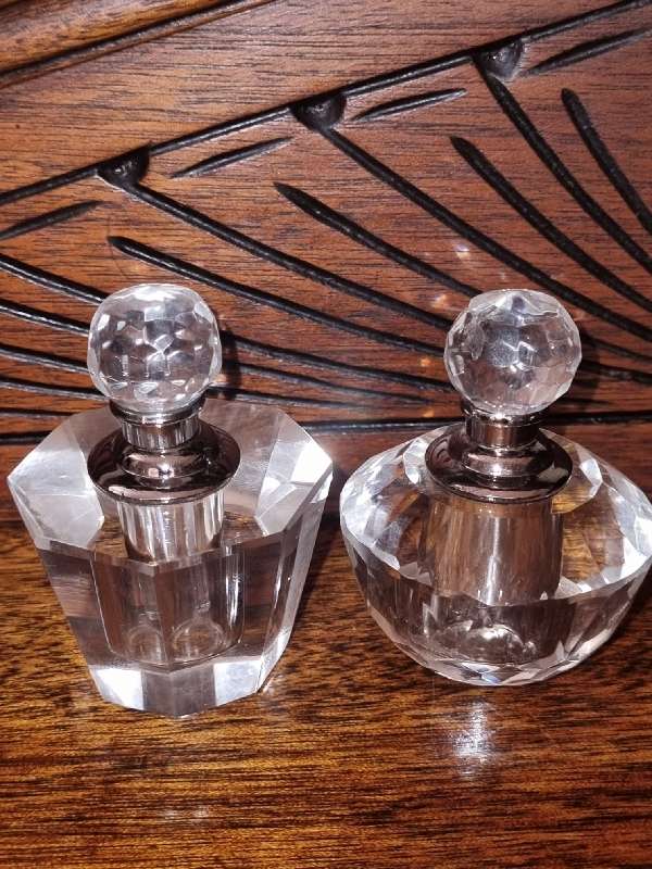 2 x Beautiful Crystal Perfume Bottles - Unused