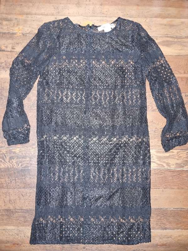 Desray Black lace dress - Size 34