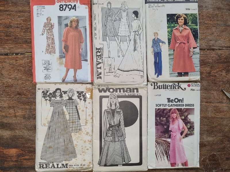 6 x Vintage Ladies Clothing patterns