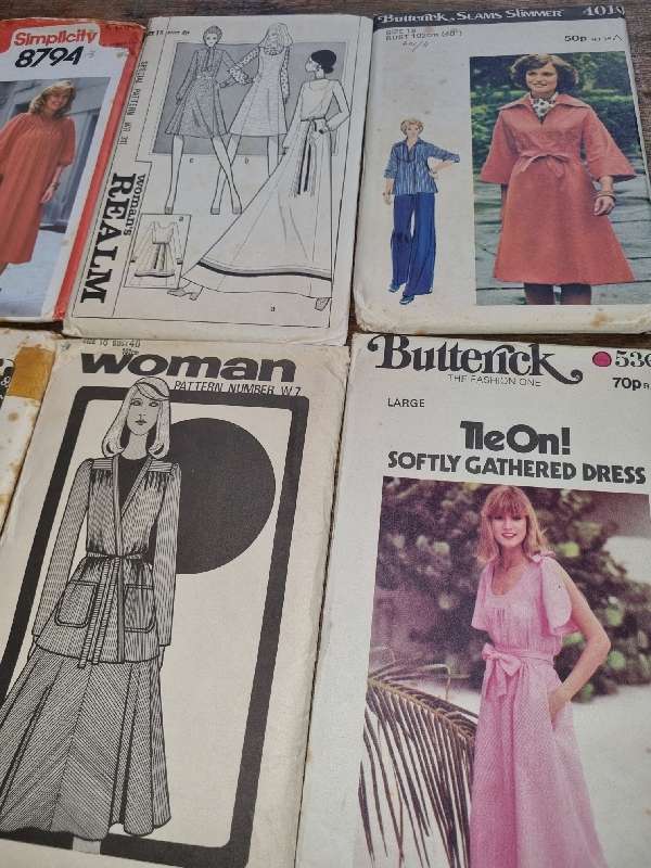 6 x Vintage Ladies Clothing patterns