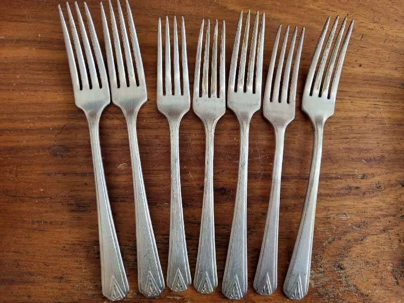 7 x Vintage Forks