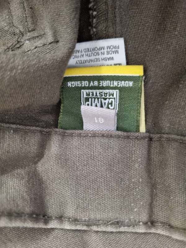 Camp Master Cargo shorts - Pure Cotton - Label says 81 - Should fit a size 32