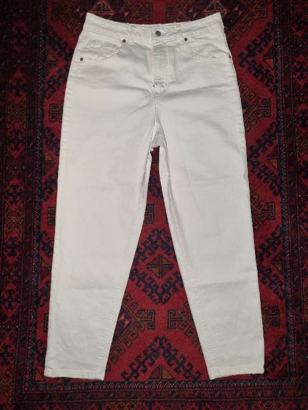 RE: Woolworths Ultra High Rise Mom Jeans - Size 14