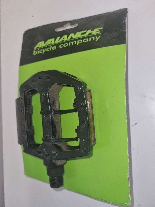 Avalanche Bicycle Pedals - Metal Pedals