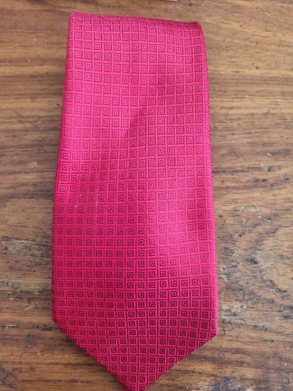 Red Markhams Tie