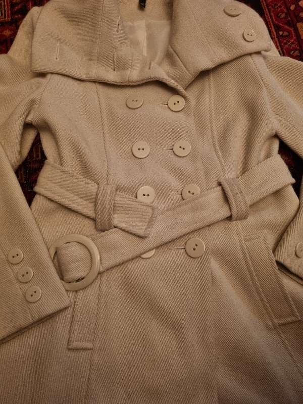 Cream Coat - Size M