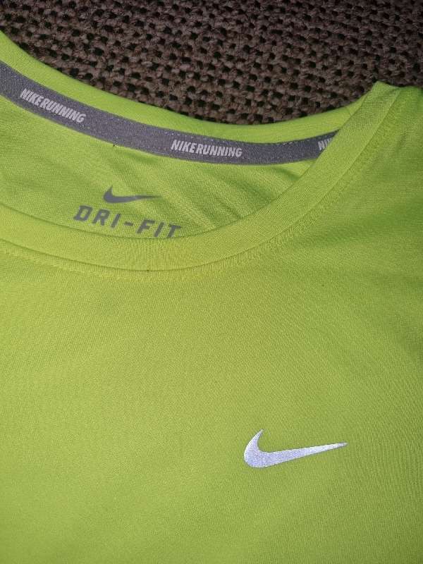 Nike Dri-Fit Running Top - Size M