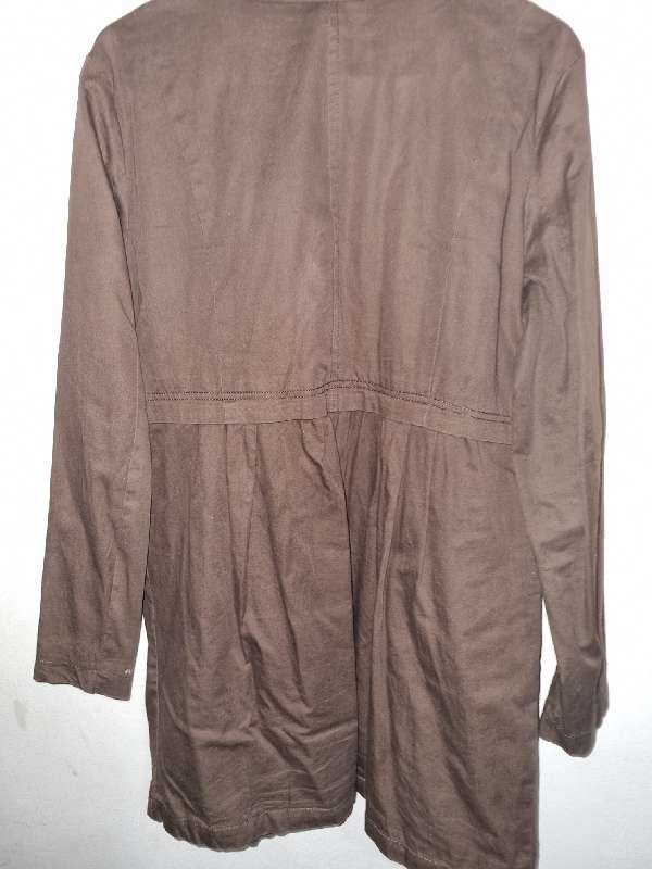 Brown Jacket with large buttons and floral lining - Miladys - Size 14