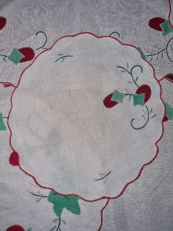 10 x Vintage Embroidered Doilies
