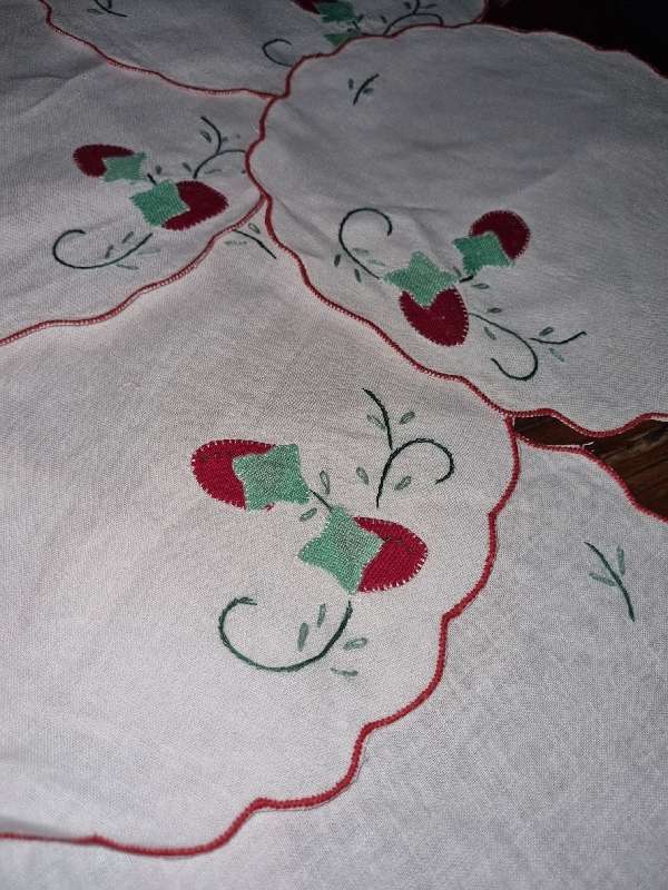 10 x Vintage Embroidered Doilies