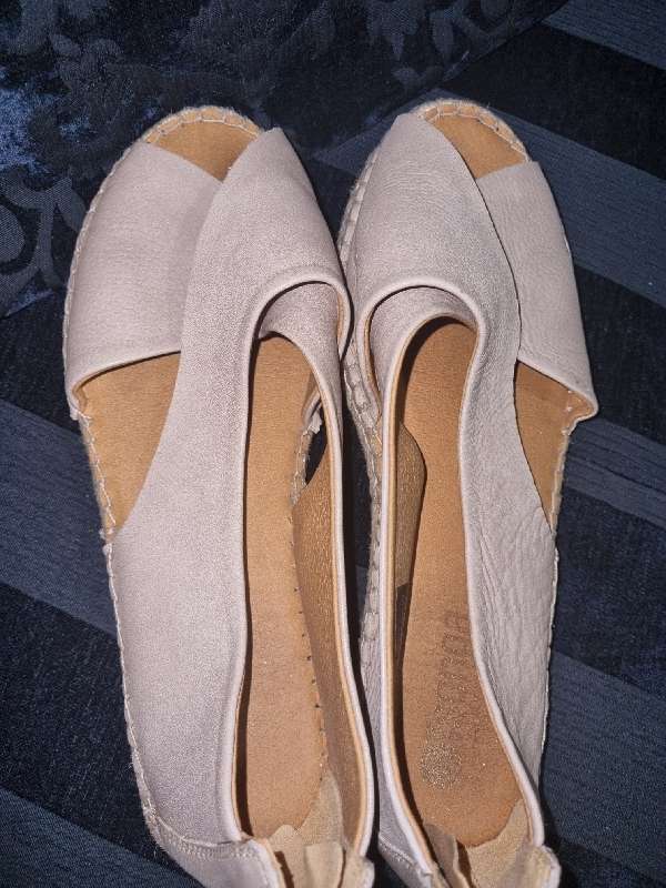 Tsonga Leather Shoes - Size 6 - Great condition