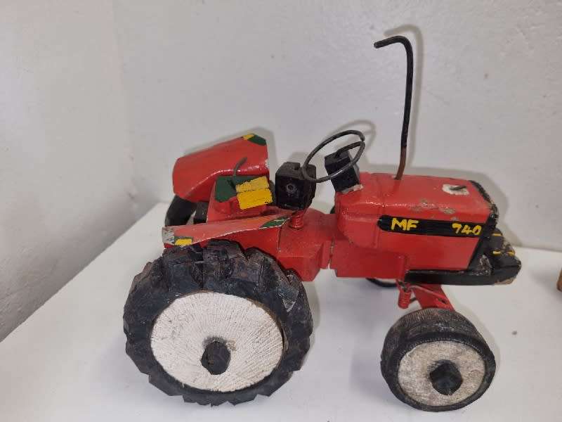Wooden Tractor - Display Piece - 23cm x 15cm x 13cm