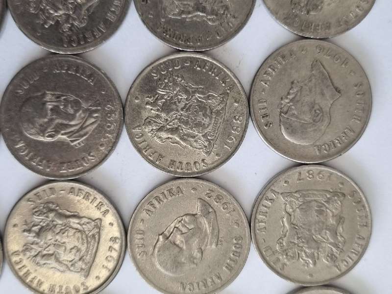 20 x 10c coins