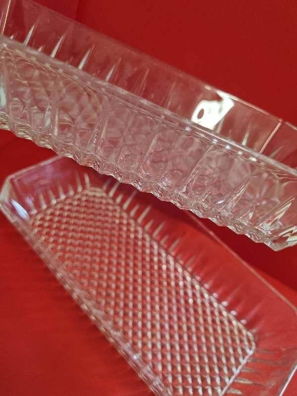 2 x Vintage Glass dishes - 20cm x 10cm each
