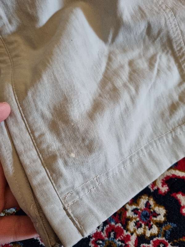 Columbia Pants - Size M - Removable legs so can be shorts also - small mark - see pics