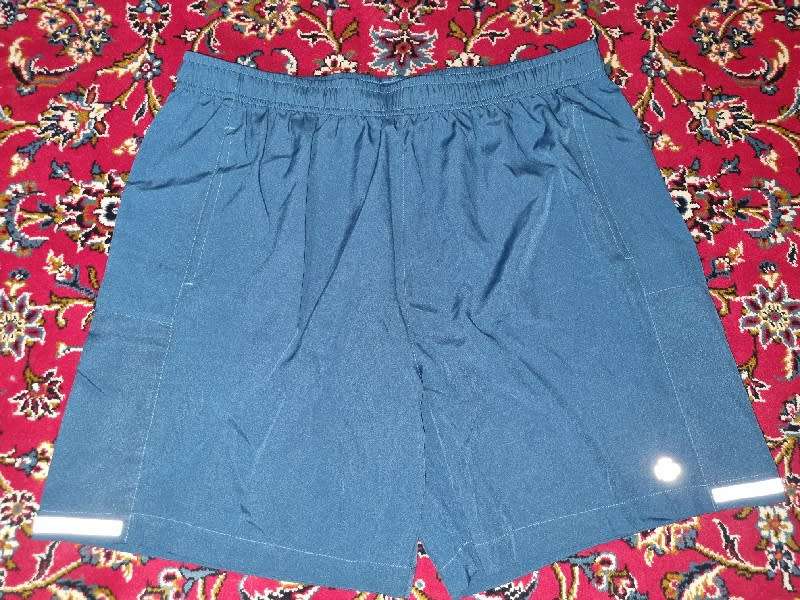 Totalsports Shorts - Size L