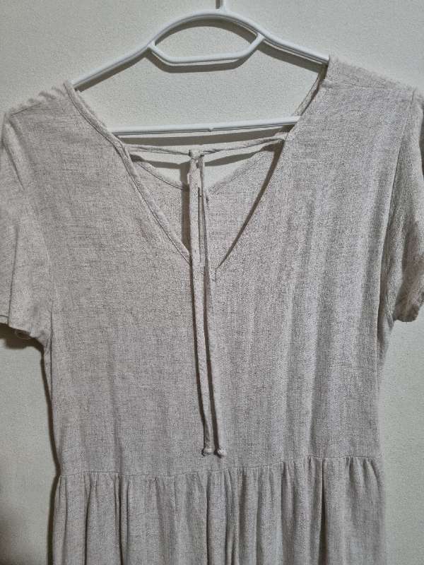Tiered dress with back detail and pockets - Size M - Oatmeal colour