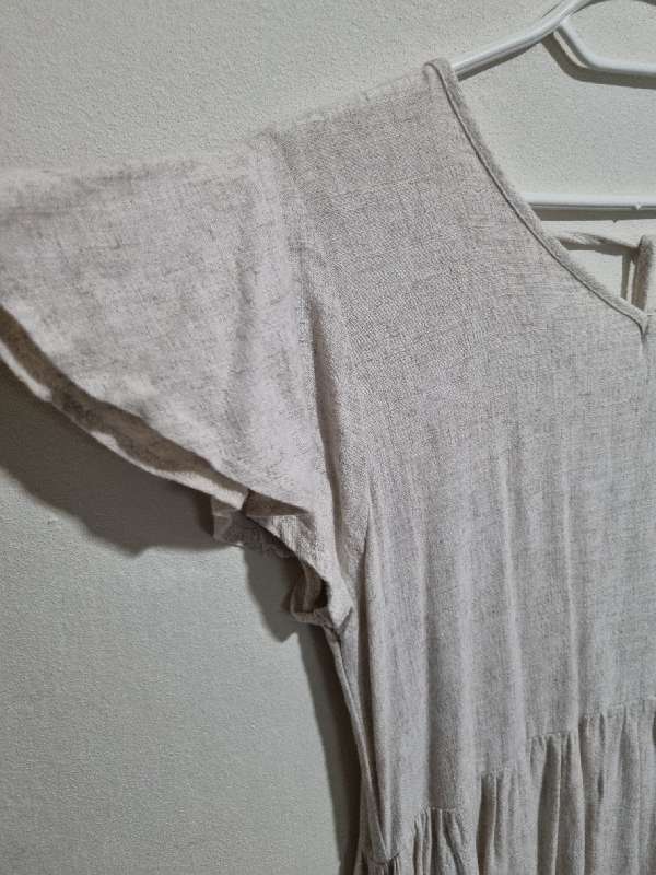 Tiered dress with back detail and pockets - Size M - Oatmeal colour