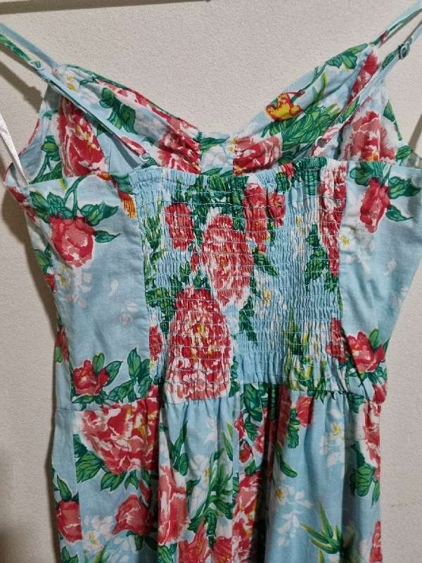 Beautiful Kelso Strappy Dress - Size 8