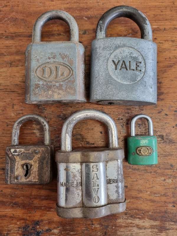 5 x Vintage Locks - No Keys