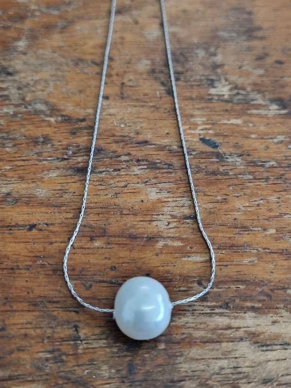 Pearl Necklace - The Box Fashion