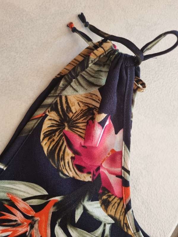 Beautiful Poetry Strappy top with floral detail - Size 10