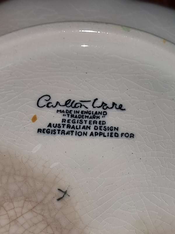 Beautiful small Carlton Ware plate - 14cm
