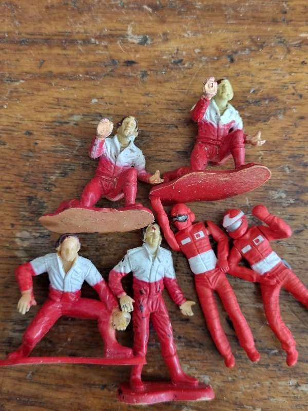 6 x Vintage Miniature Figurines - Formula 1